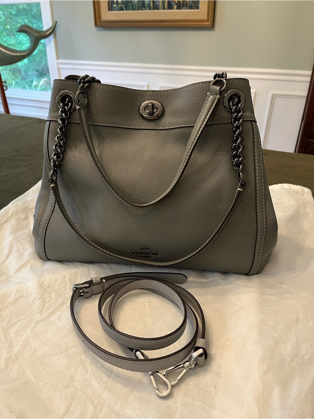 COACH 36855 EDIE TURNLOCK PEBBLED LEATHER SHOULDER BAG